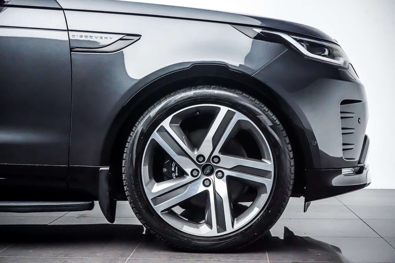 Used Land Rover Discovery 2022 for sale - 76884382: Photo 11