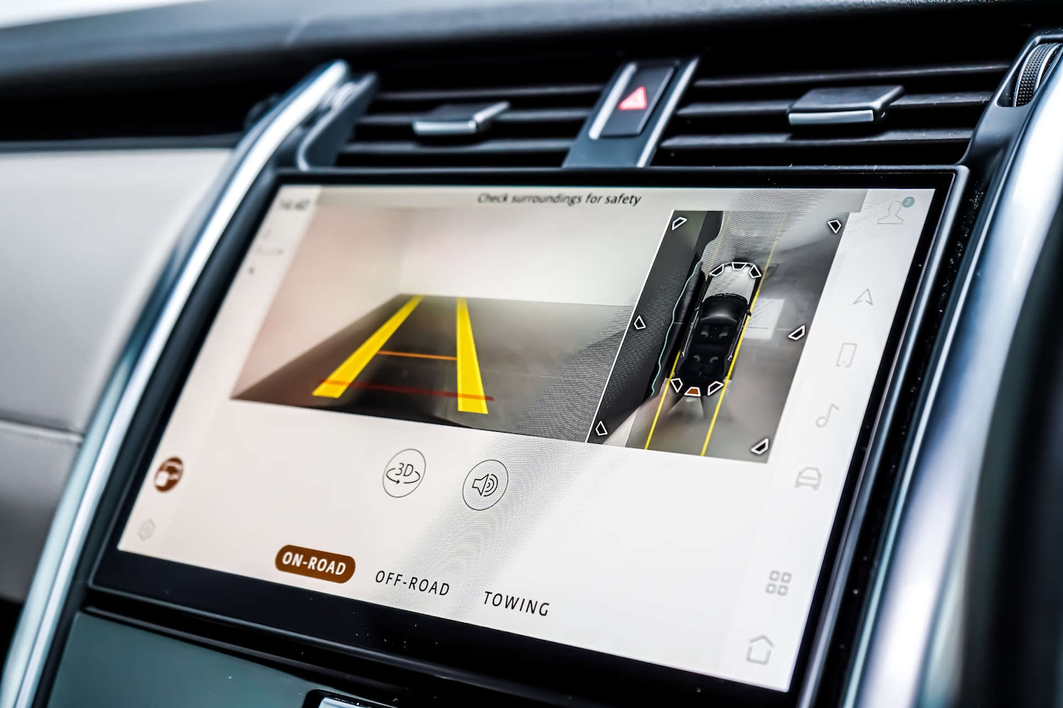 Used Land Rover Discovery 2022 for sale - 76884382: Photo 13