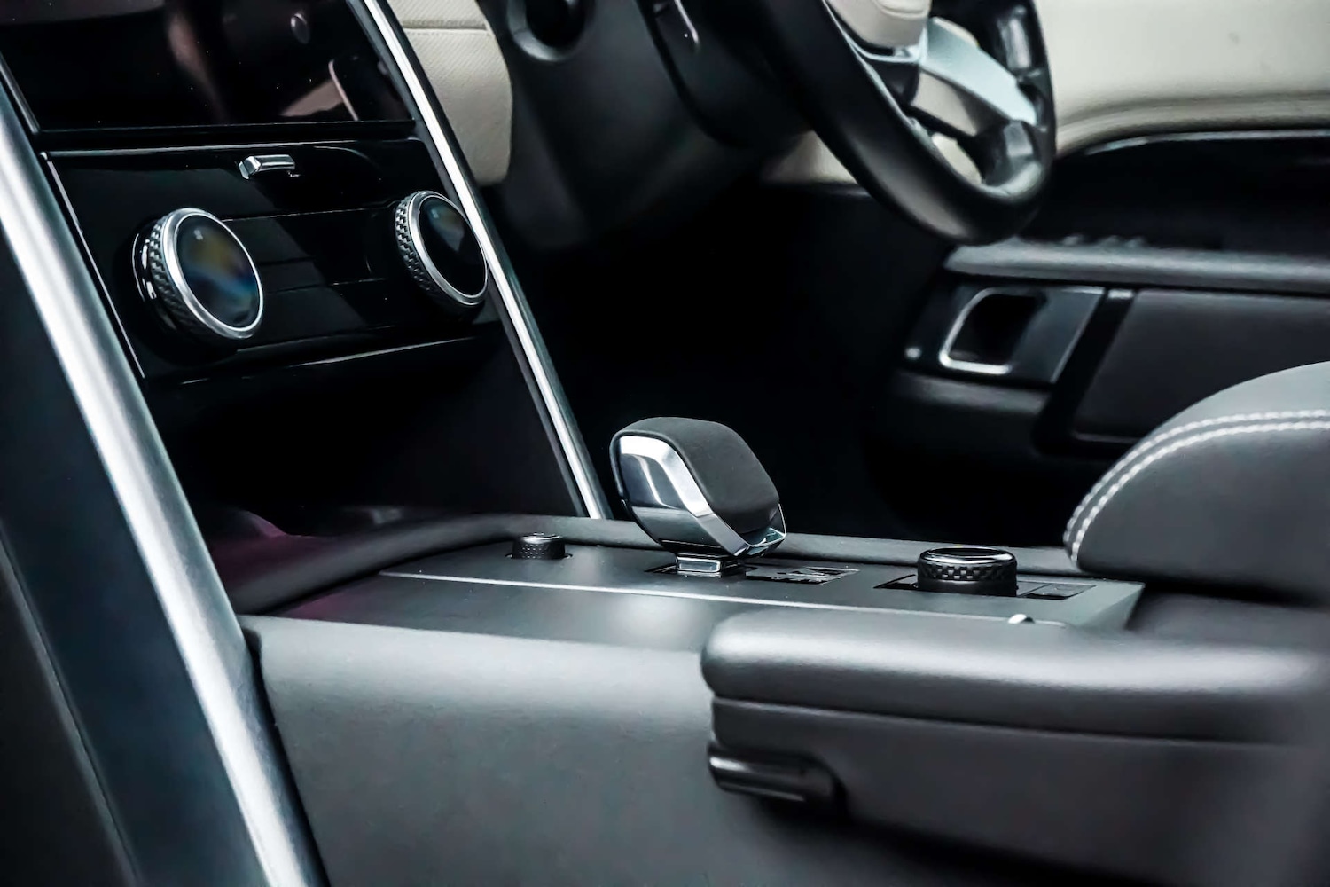 Used Land Rover Discovery 2022 for sale - 76884382: Photo 23