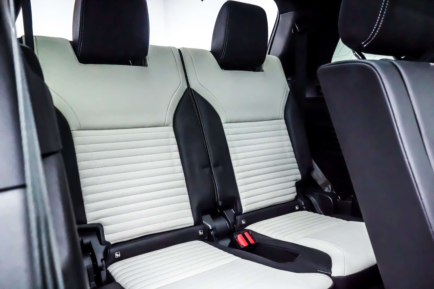 Used Land Rover Discovery 2022 for sale - 76884382: Photo 9