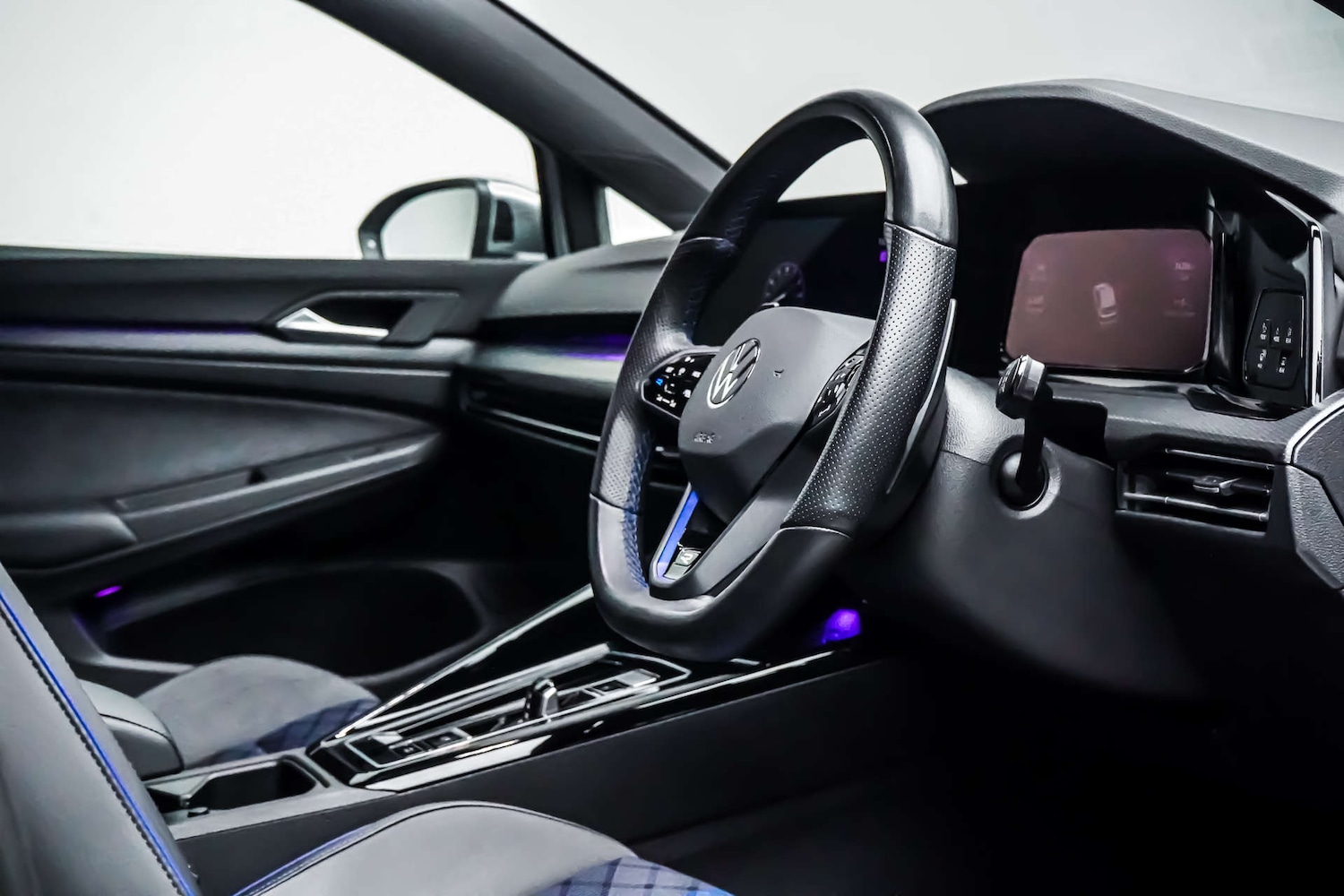 Used Volkswagen Golf 2024 for sale - 76830877: Photo 10