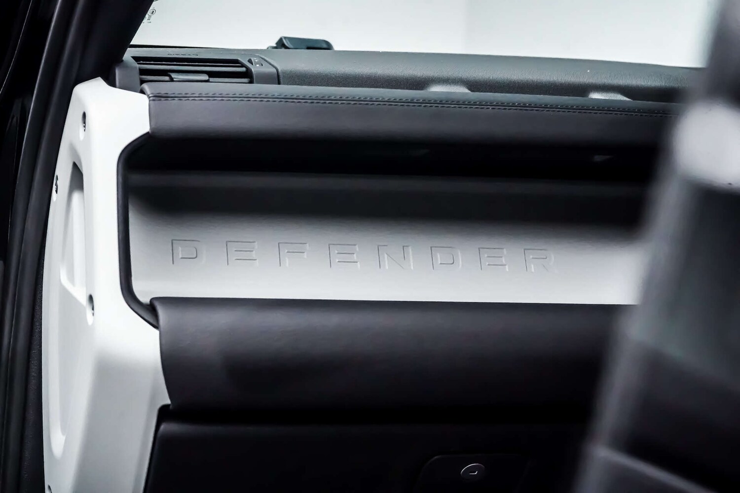 Used Land Rover Defender 2023 for sale - 78105710: Photo 22