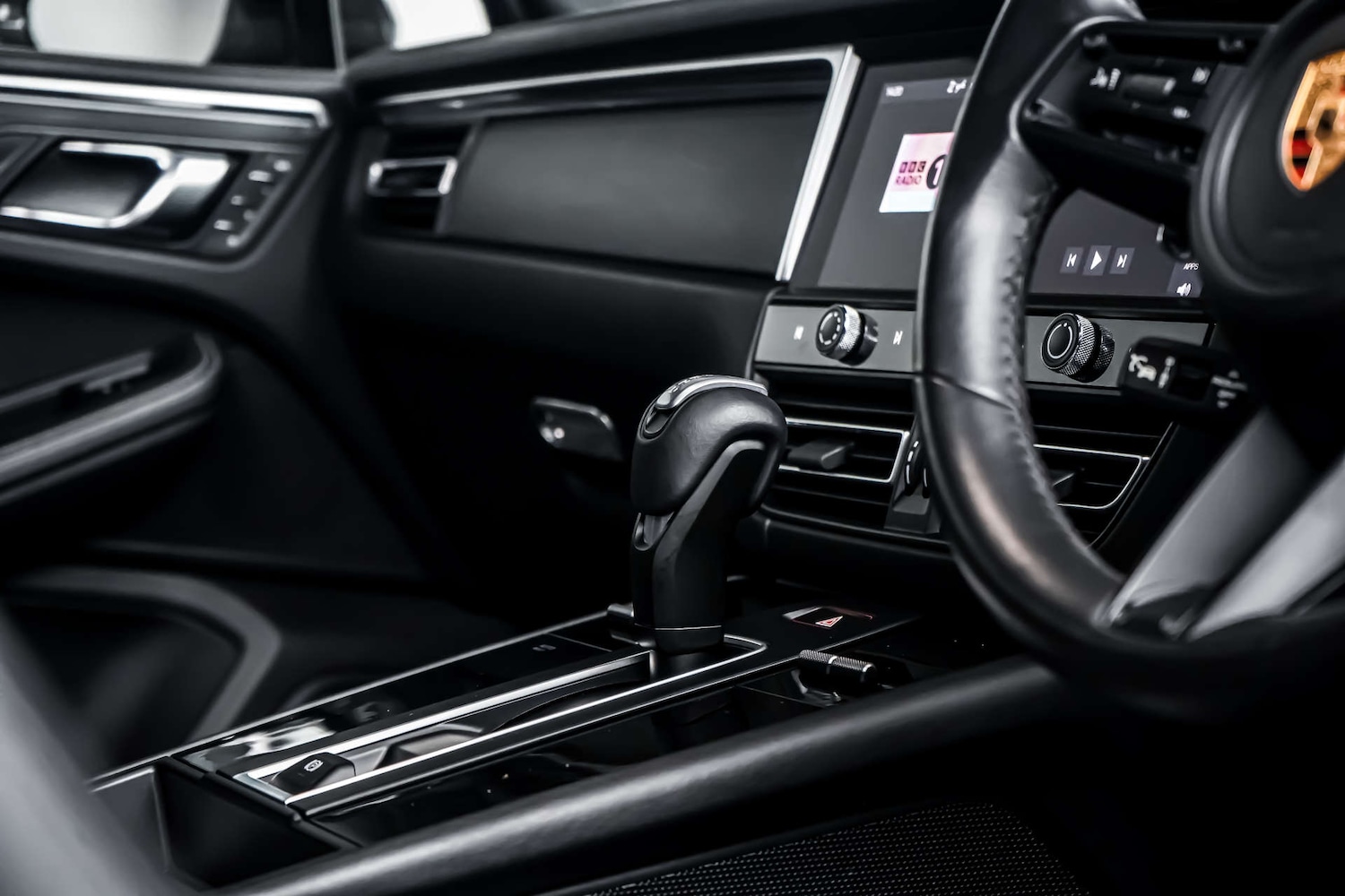 Used Porsche Macan 2024 for sale - 77837328: Photo 15