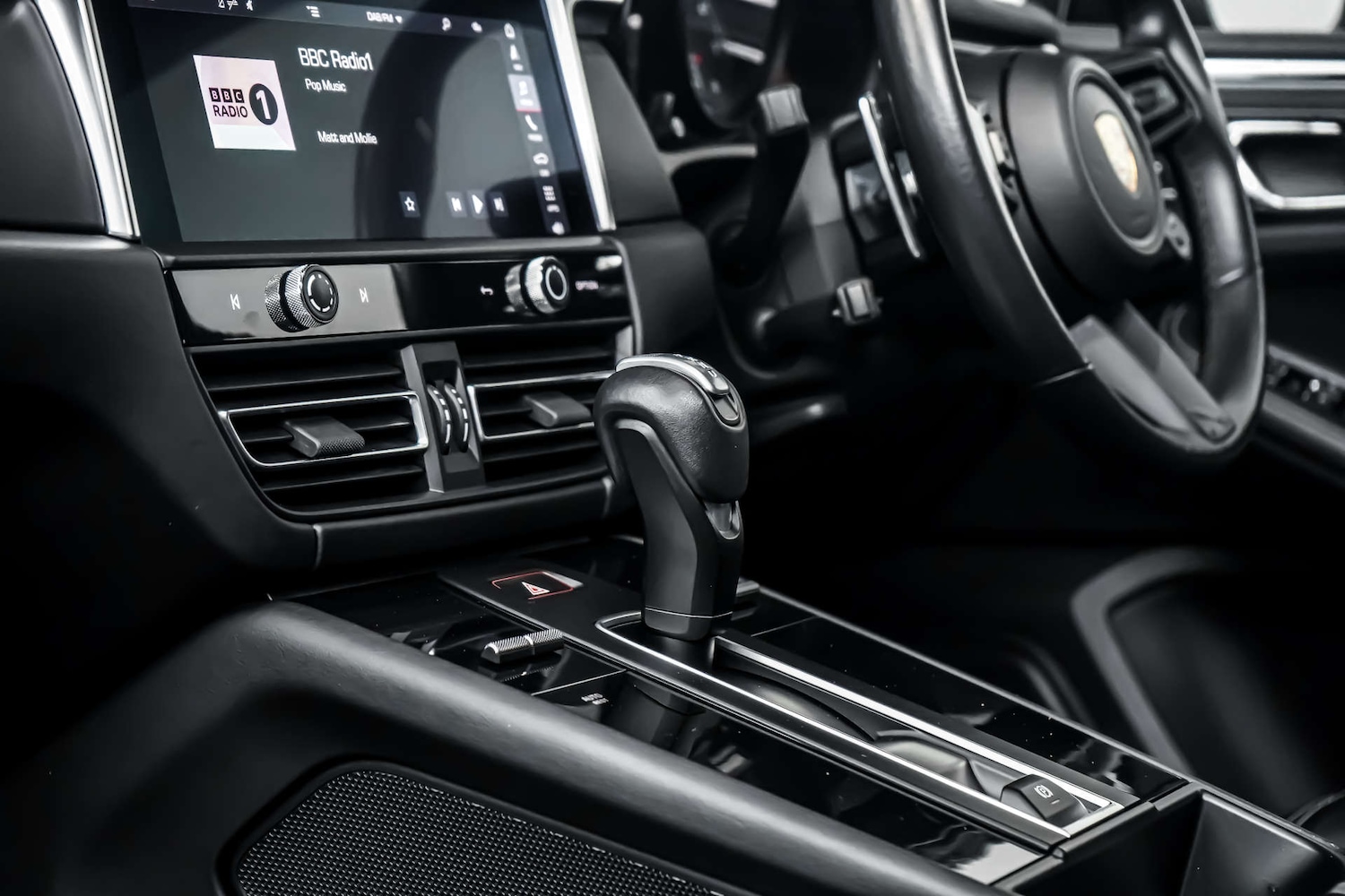 Used Porsche Macan 2024 for sale - 77837328: Photo 19