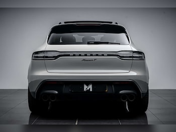 Used Porsche Macan 2024 for sale - 77837328: Photo