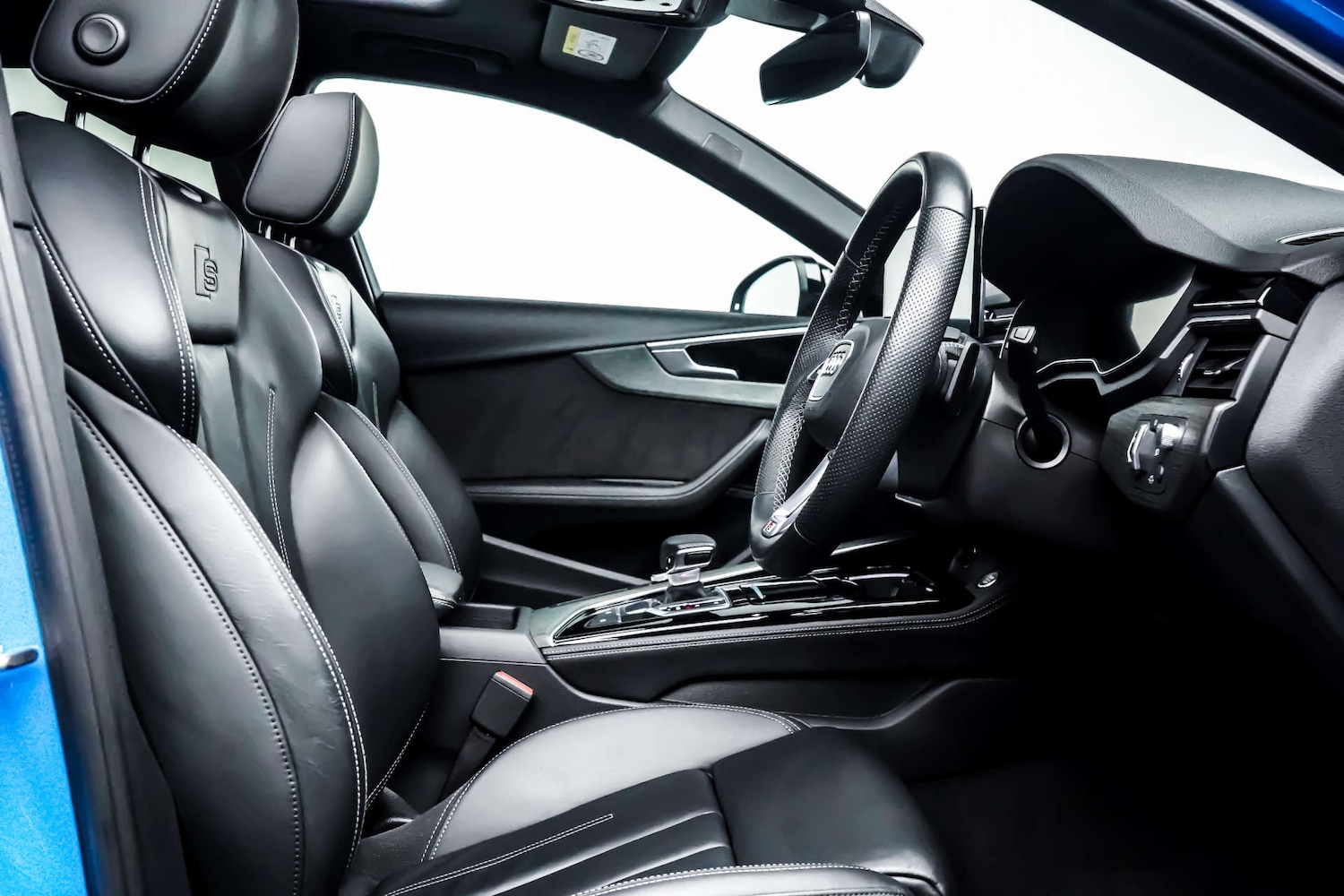 Used Audi A4 2021 for sale - 76831020: Photo 6