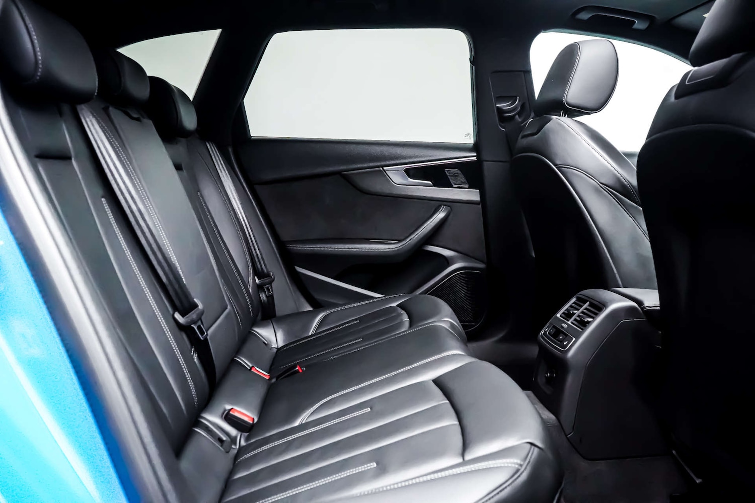 Used Audi A4 2021 for sale - 76831020: Photo 8