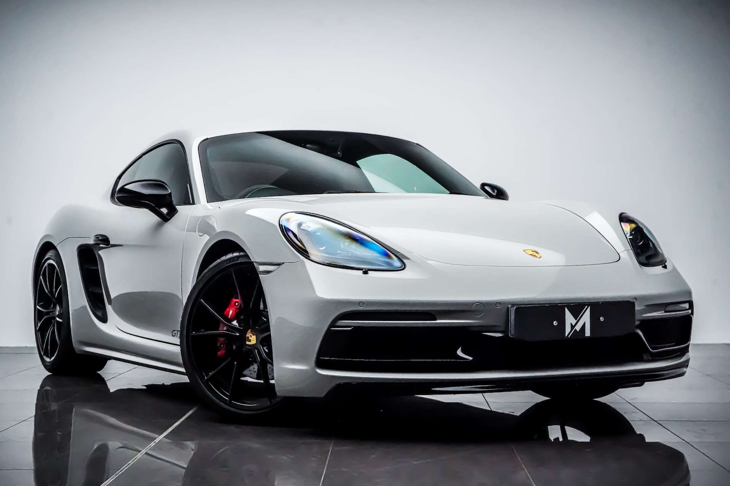 Used Porsche Cayman 2019 for sale - 76830939: Photo 1