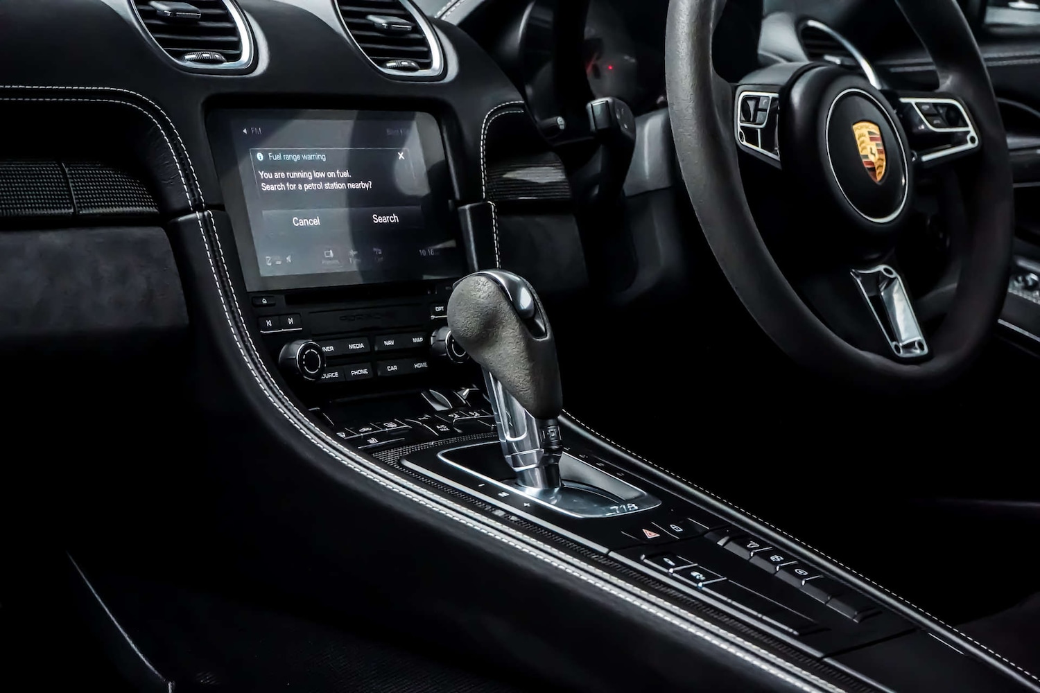 Used Porsche Cayman 2019 for sale - 76830939: Photo 18