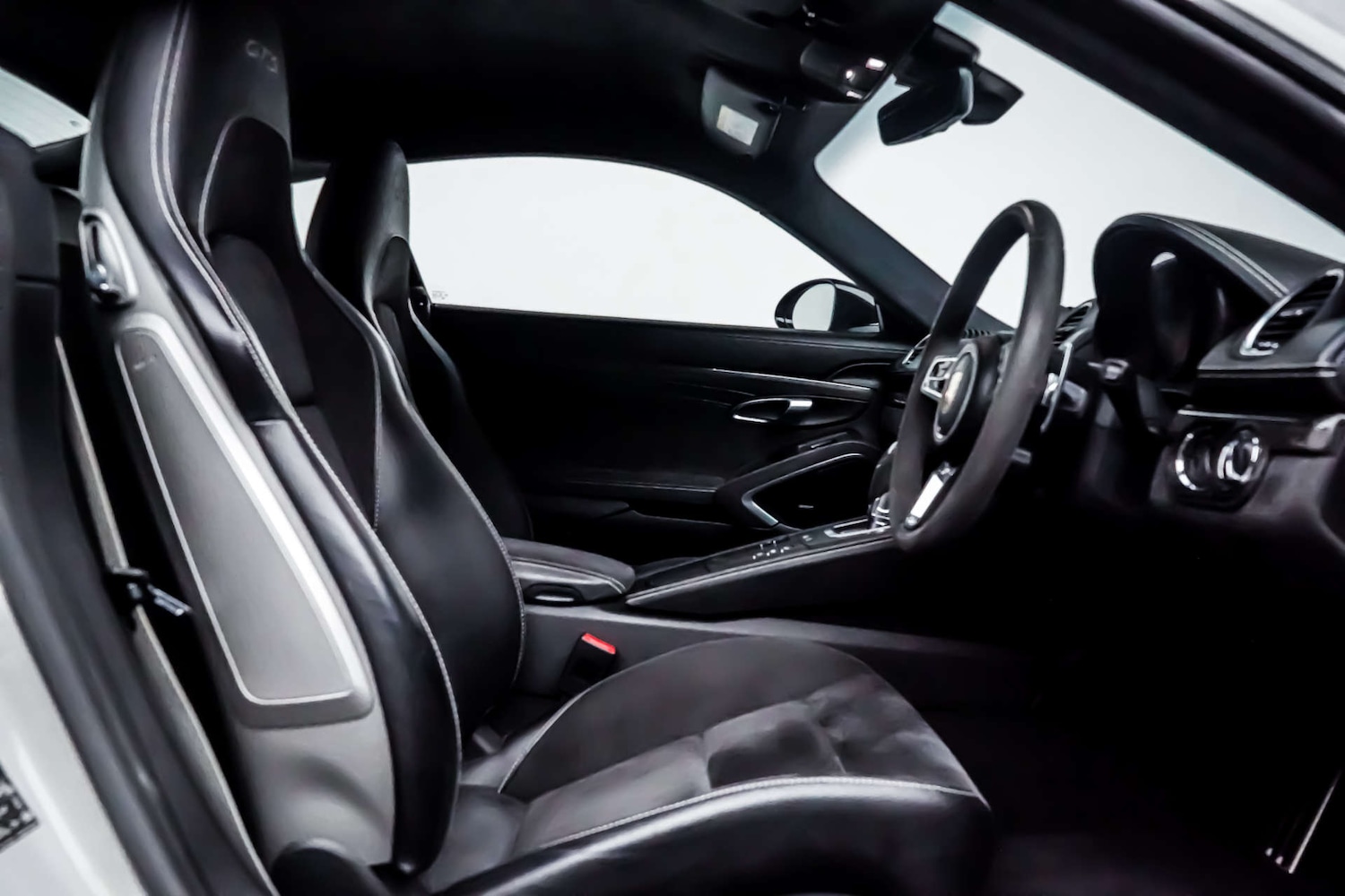 Used Porsche Cayman 2019 for sale - 76830939: Photo 6