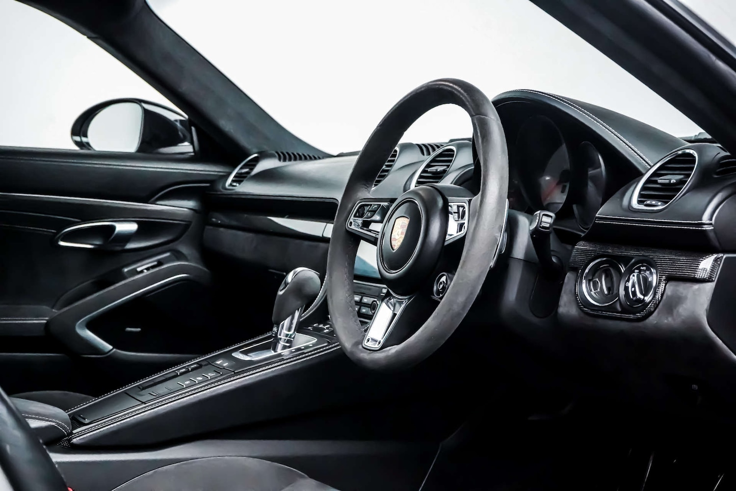 Used Porsche Cayman 2019 for sale - 76830939: Photo 8