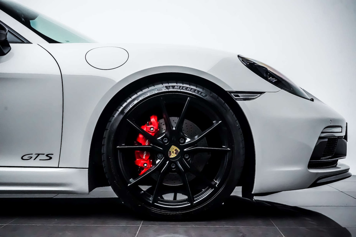 Used Porsche Cayman 2019 for sale - 76830939: Photo 9