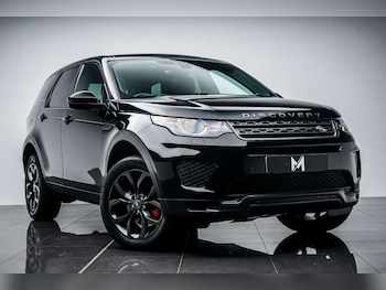 Used Land Rover Discovery Sport 2019 for sale - 77047476: Photo