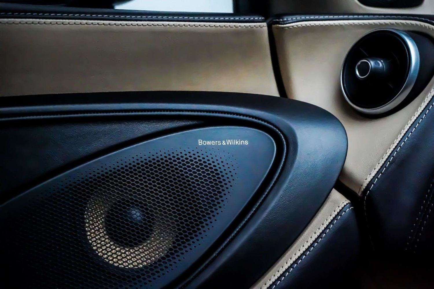 Used McLaren 570S 2016 for sale - 76831015: Photo 17