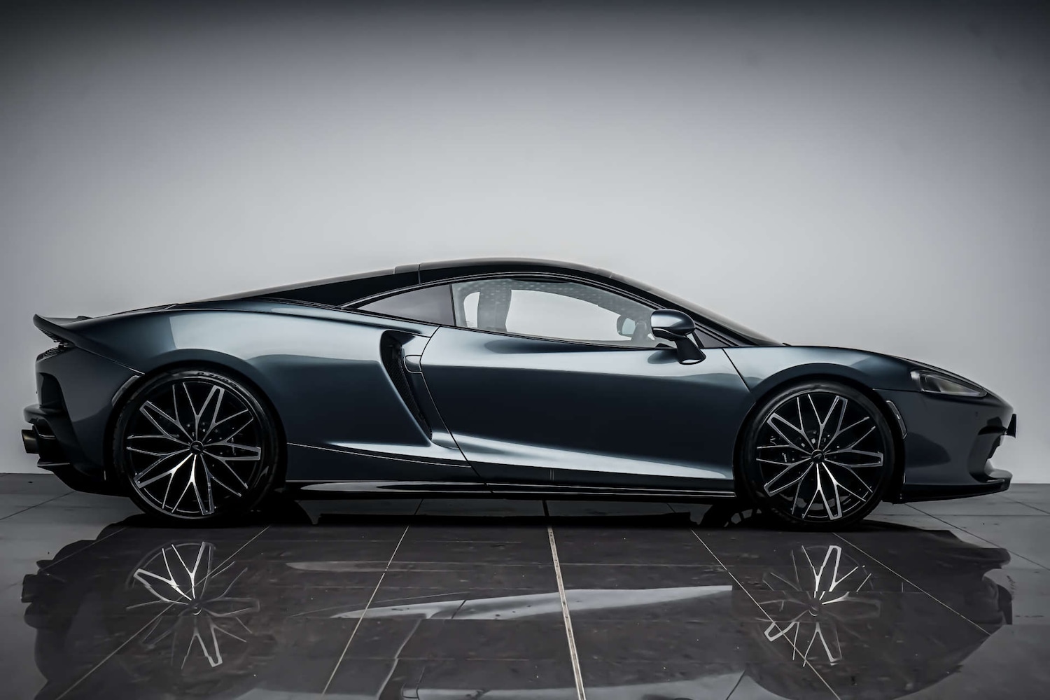 Used McLaren GT 2021 for sale - 77837327: Photo 10