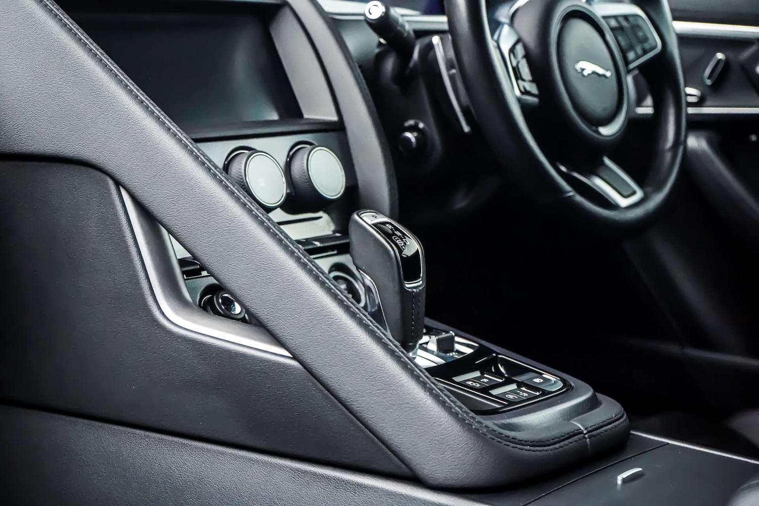 Used Jaguar F-Type 2021 for sale - 76831021: Photo 19