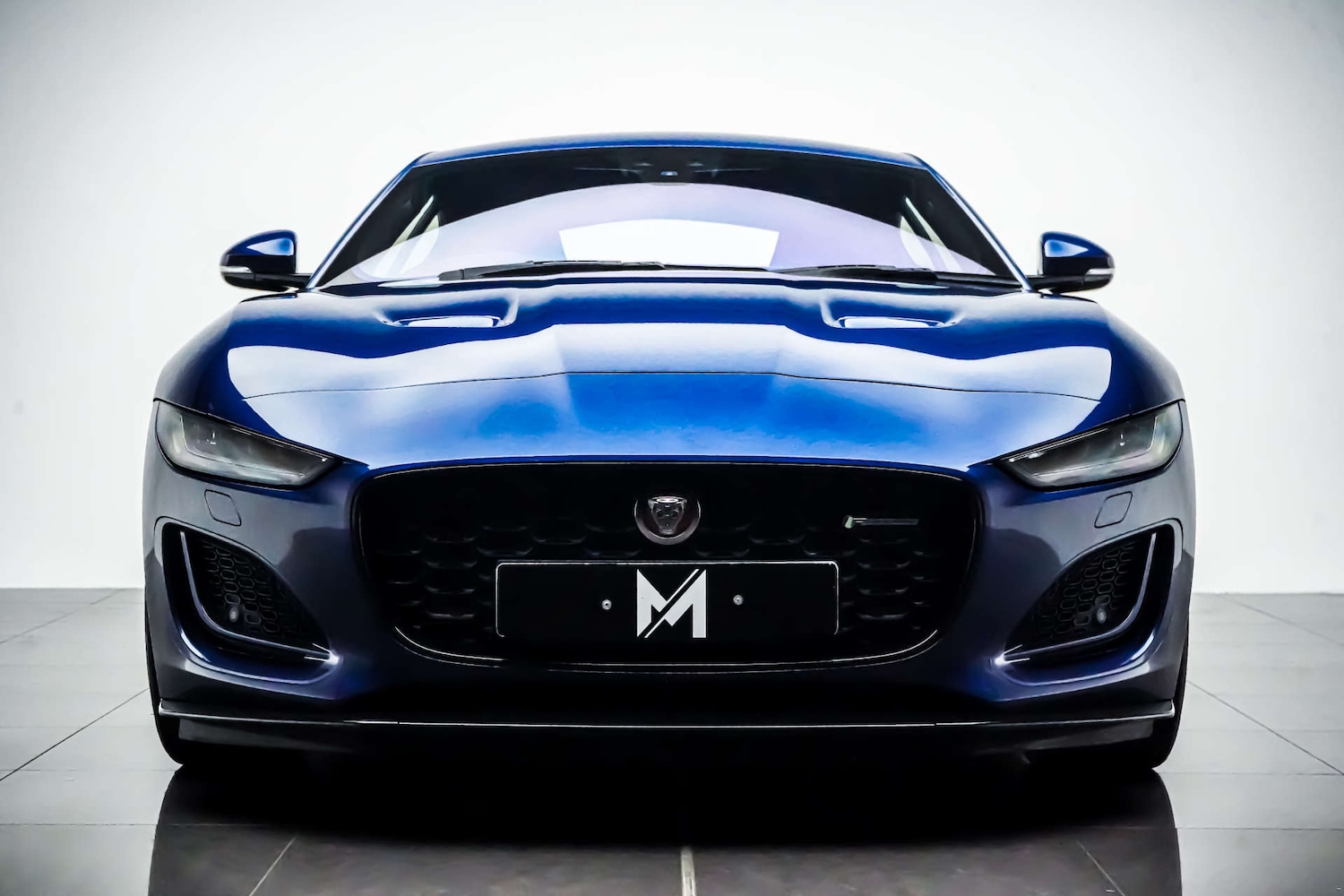 Used Jaguar F-Type 2021 for sale - 76831021: Photo 2