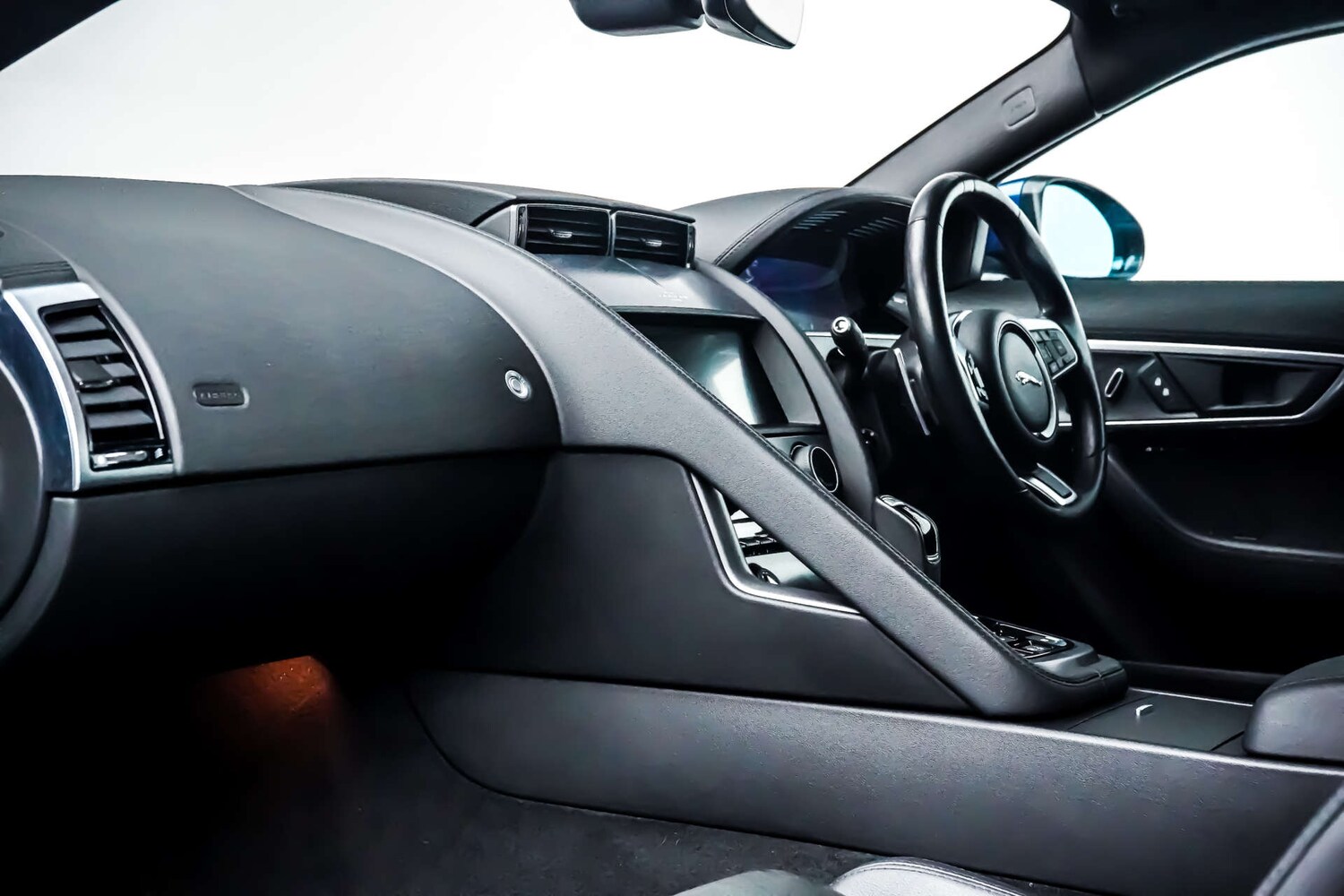 Used Jaguar F-Type 2021 for sale - 76831021: Photo 20