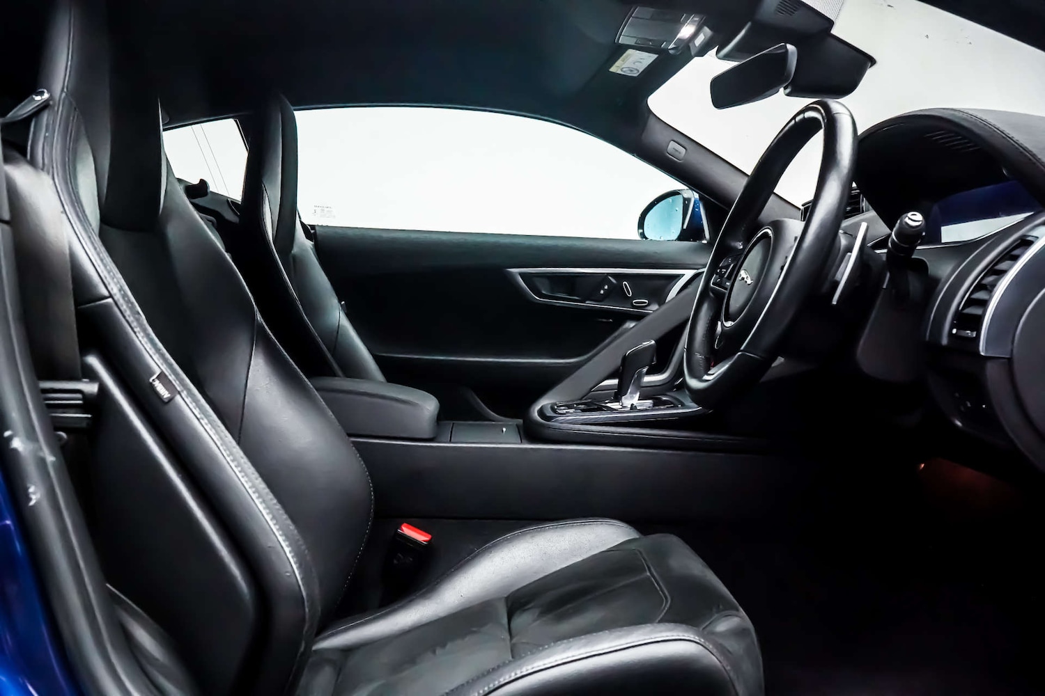 Used Jaguar F-Type 2021 for sale - 76831021: Photo 6