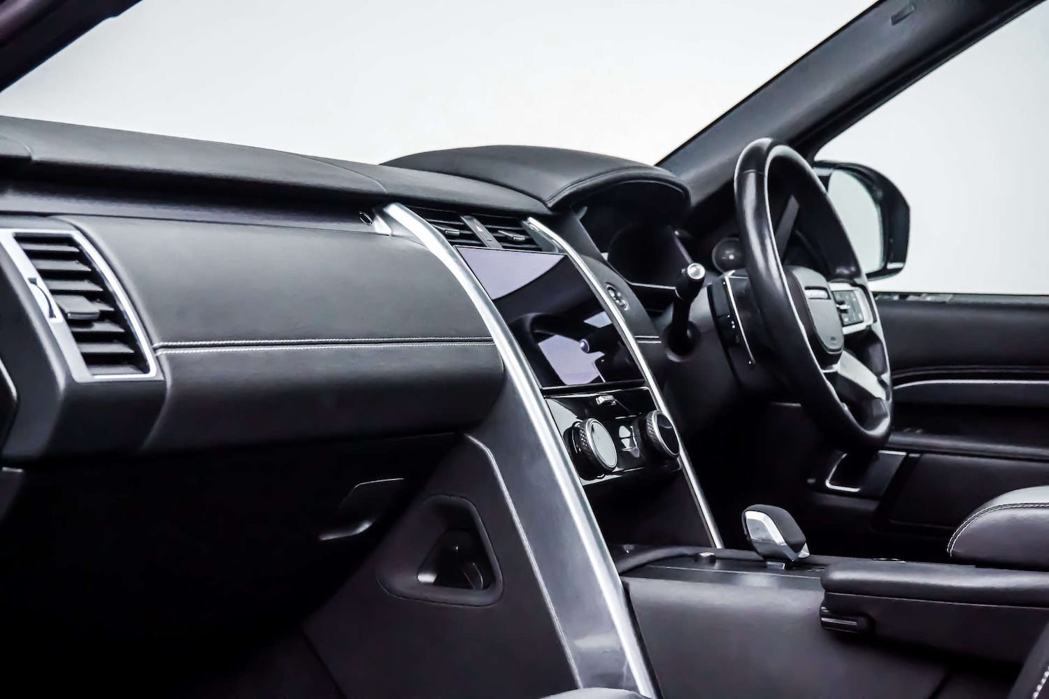 Used Land Rover Discovery 2023 for sale - 76831057: Photo 23