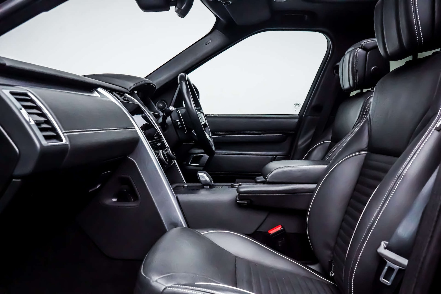 Used Land Rover Discovery 2023 for sale - 76831057: Photo 7