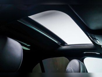 Used Mercedes-Benz C Class 2018 for sale - 76831075: Photo