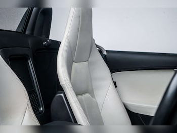 Used Jaguar F-Type 2021 for sale - 77211844: Photo