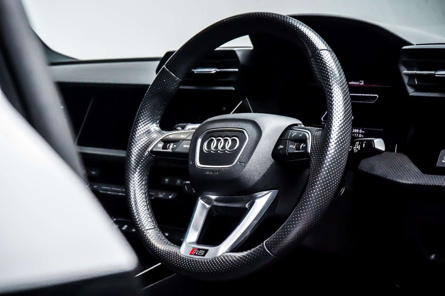 Used Audi RS3 2021 for sale - 77152819: Photo 17