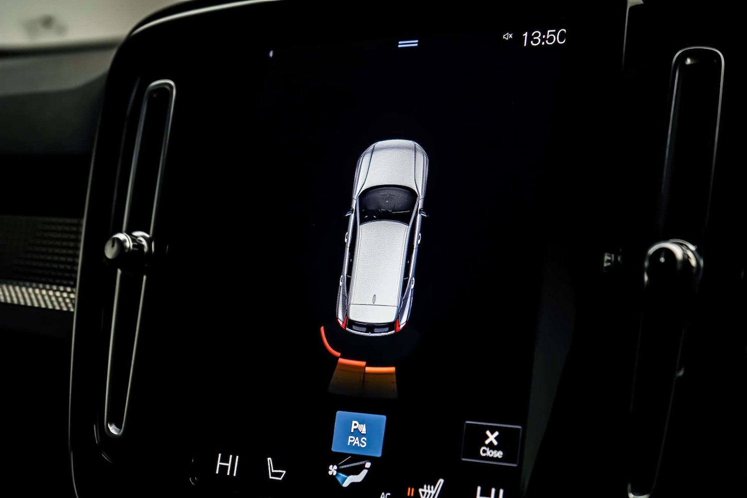 Used Volvo XC40 2021 for sale - 76974696: Photo 3