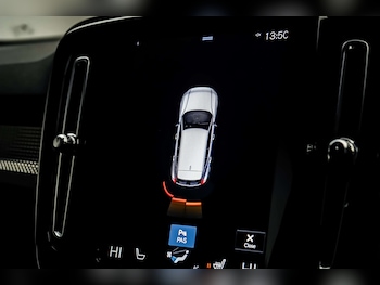 Used Volvo XC40 2021 for sale - 76974696: Photo