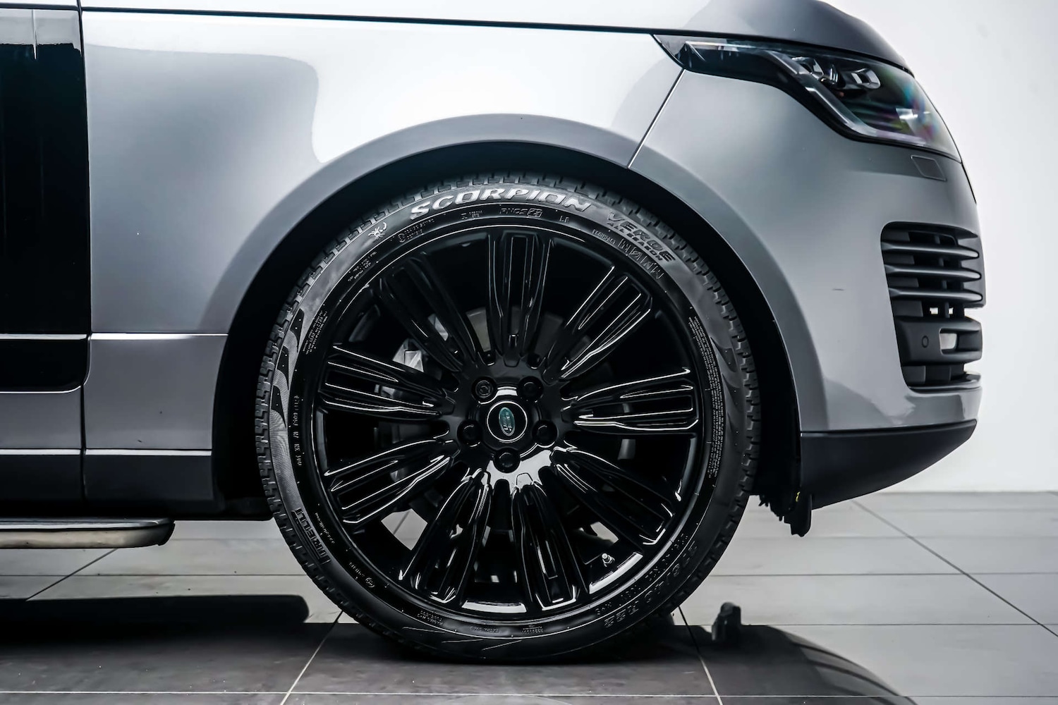 Used Land Rover Range Rover 2020 for sale - 76831100: Photo 10