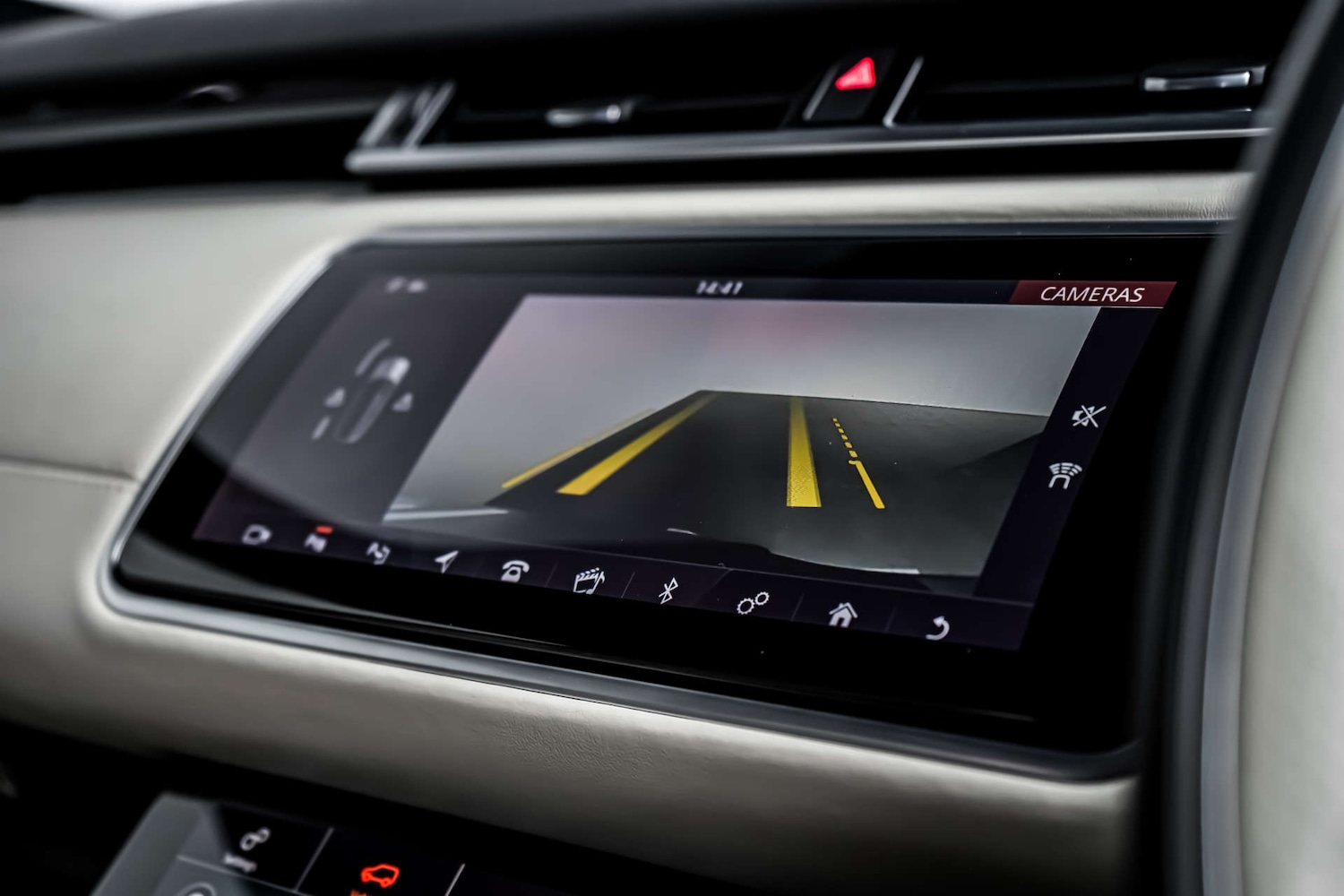 Used Land Rover Range Rover Velar 2019 for sale - 77920727: Photo 12