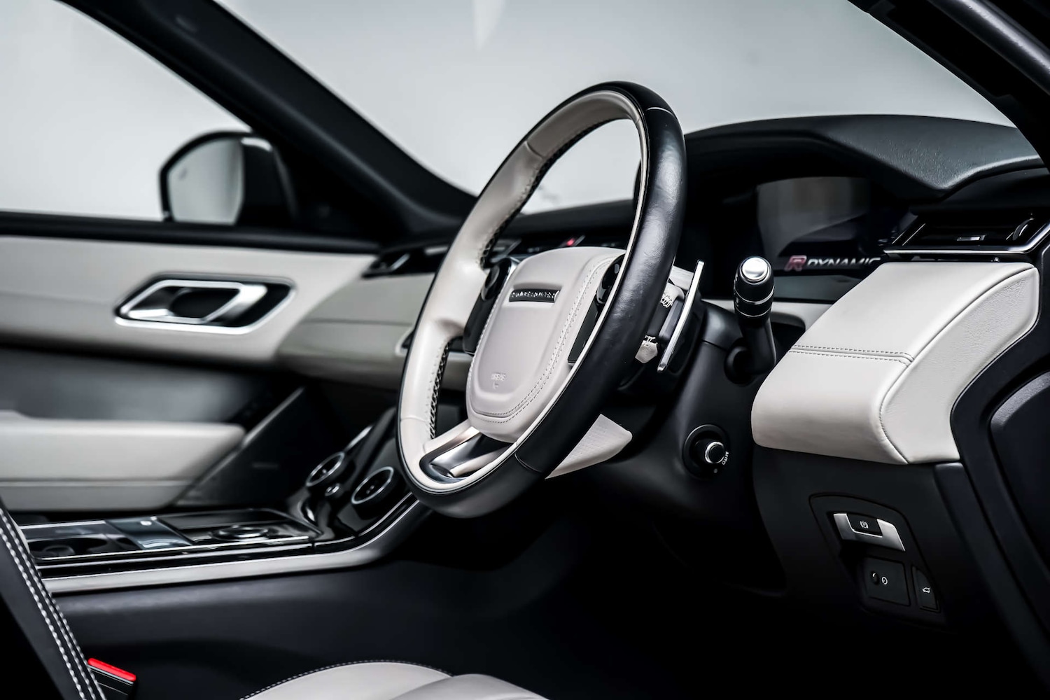 Used Land Rover Range Rover Velar 2019 for sale - 77920727: Photo 9