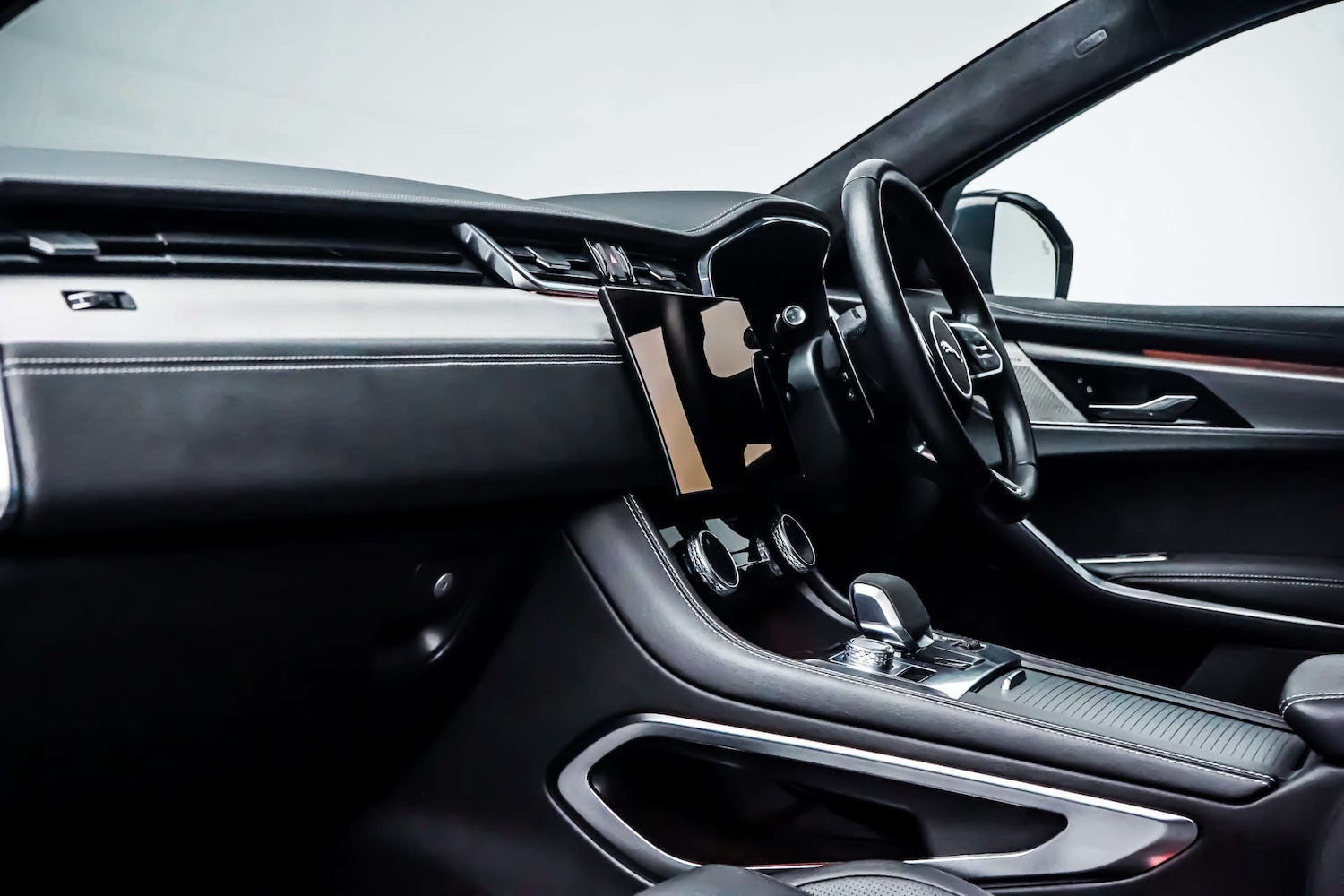 Used Jaguar F-Pace 2023 for sale - 76831049: Photo 16