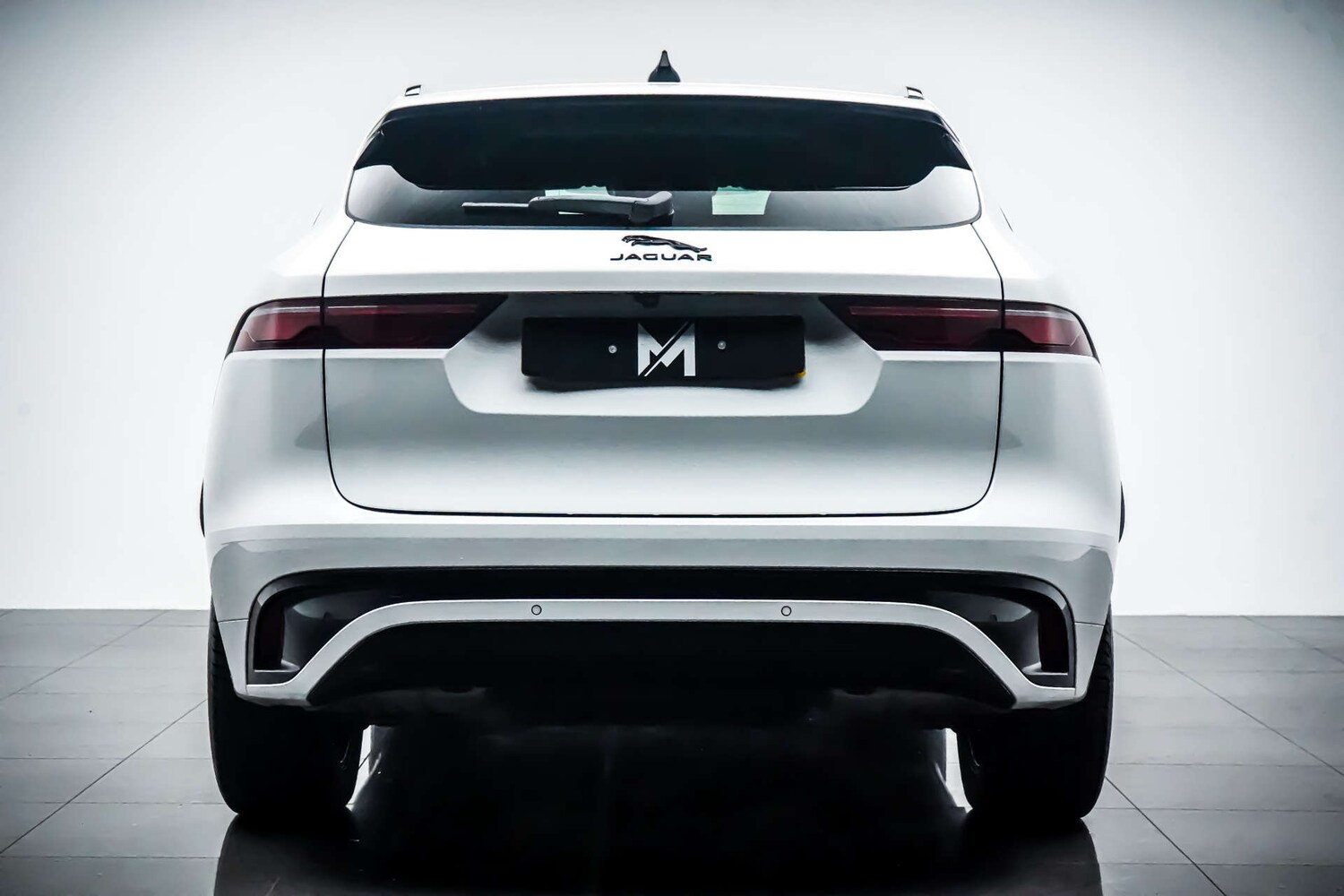 Used Jaguar F-Pace 2023 for sale - 76831049: Photo 4