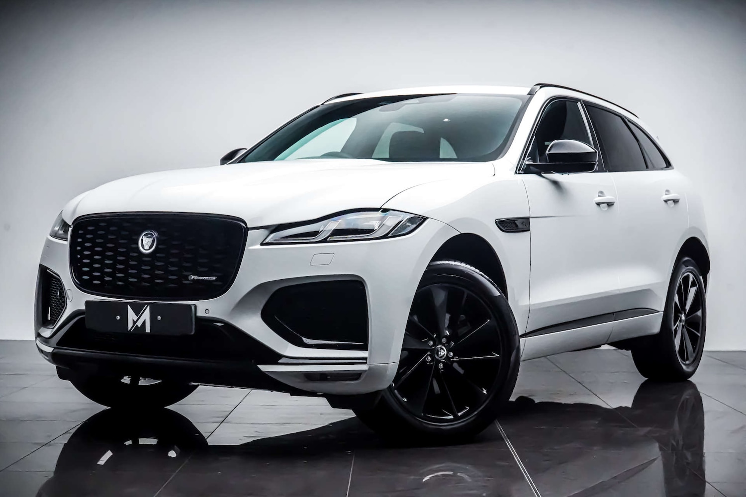Used Jaguar F-Pace 2023 for sale - 76831049: Photo 5
