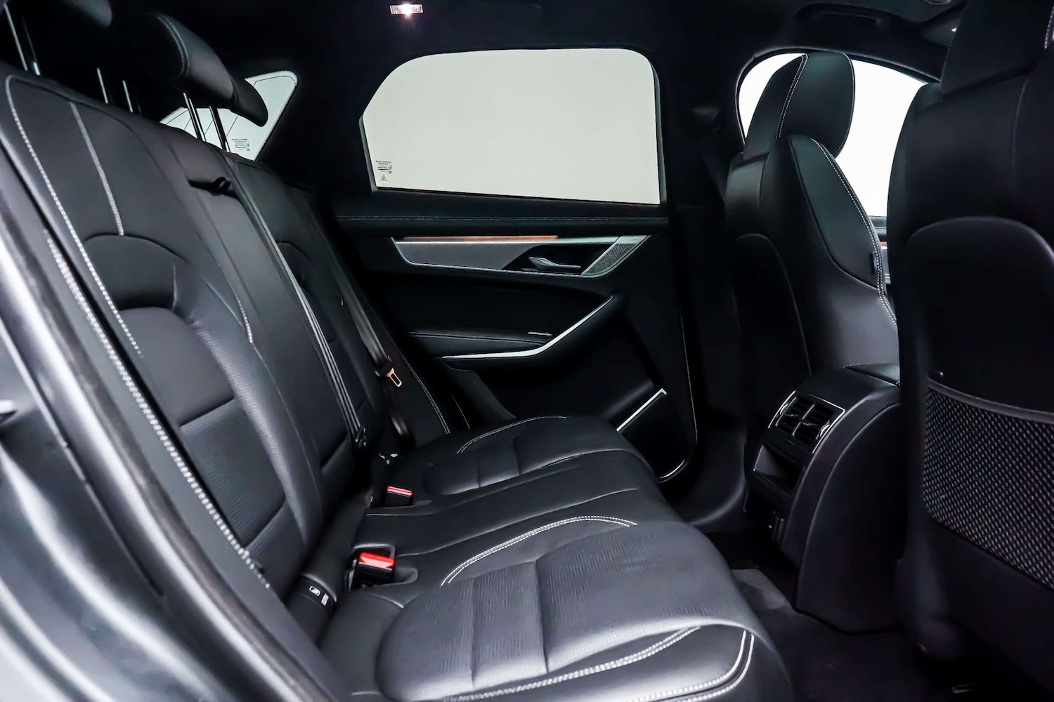 Used Jaguar F-Pace 2023 for sale - 76831049: Photo 7