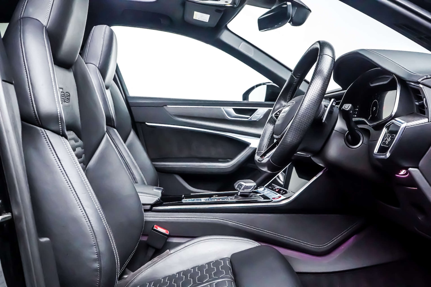 Used Audi RS6 2021 for sale - 76831045: Photo 6