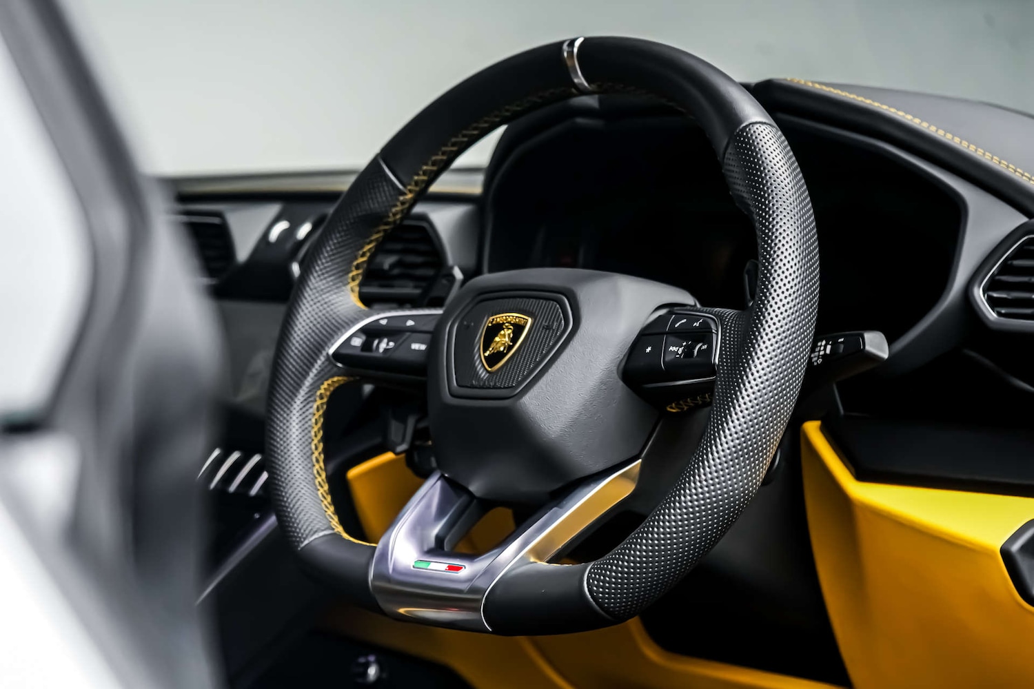 Used Lamborghini Urus 2024 for sale - 77426978: Photo 30