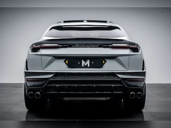 Used Lamborghini Urus 2024 for sale - 77426978: Photo