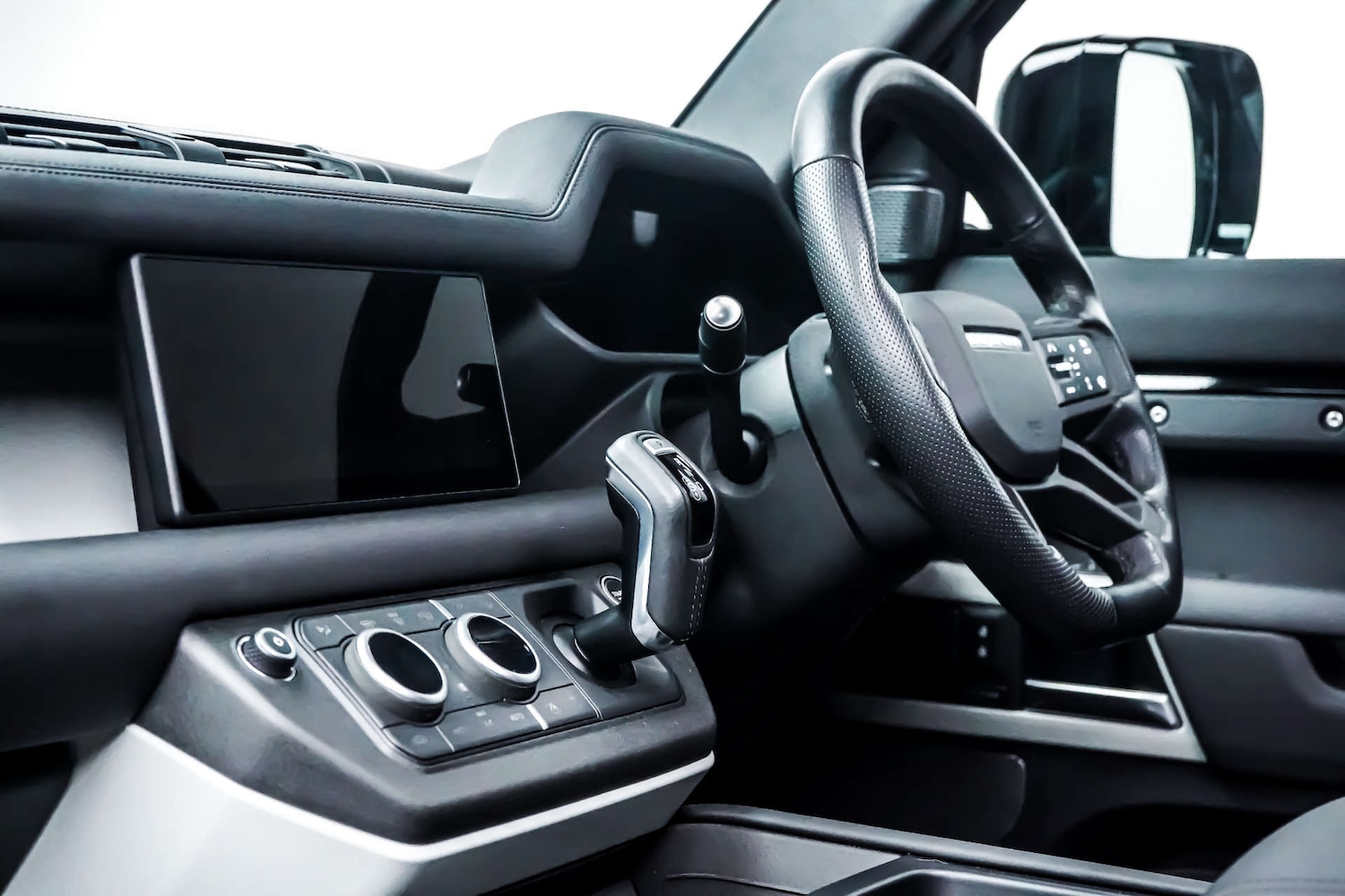 Used Land Rover Defender 2023 for sale - 78083600: Photo 26