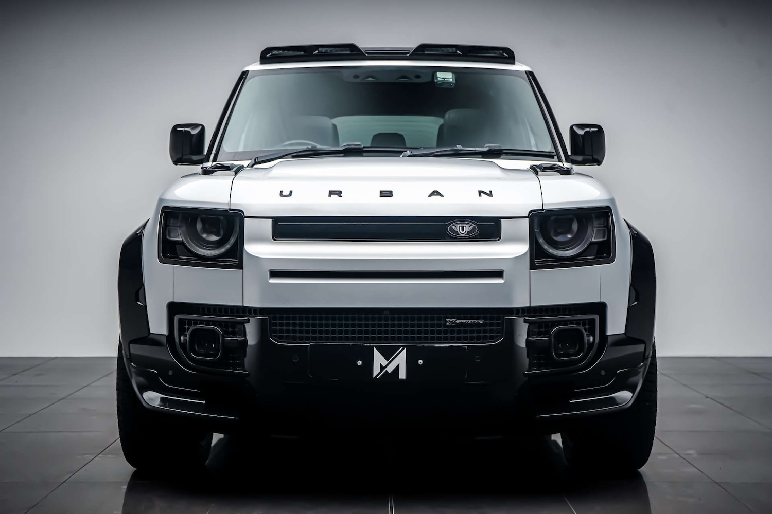 Used Land Rover Defender 2021 for sale - 77249277: Photo 2