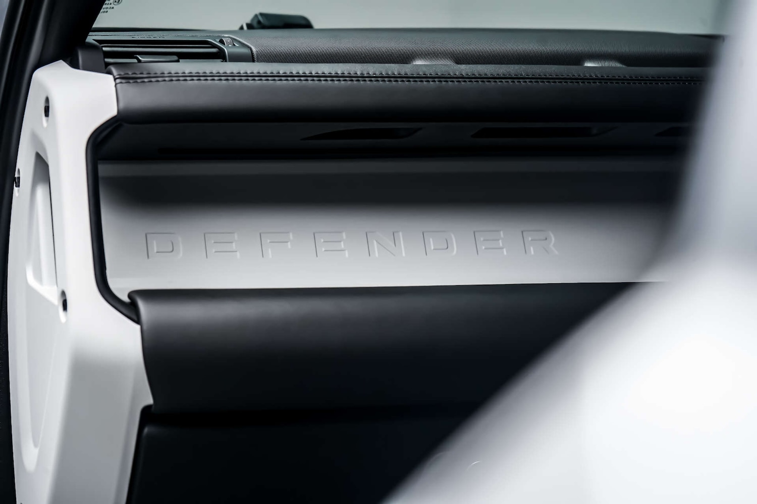 Used Land Rover Defender 2021 for sale - 77249277: Photo 23