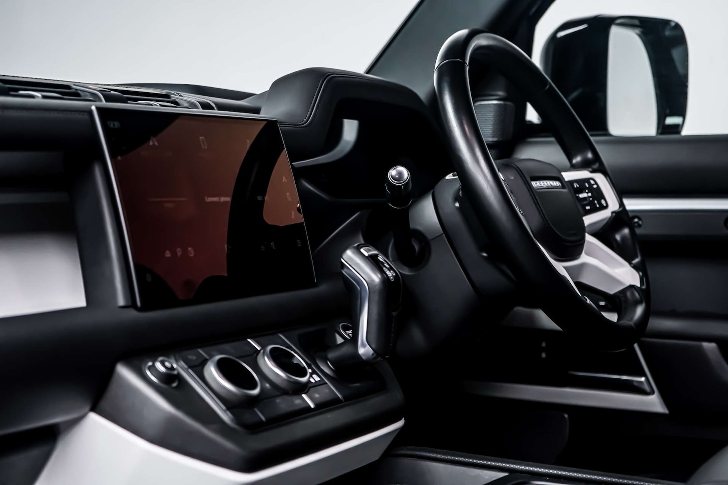 Used Land Rover Defender 2021 for sale - 77249277: Photo 26