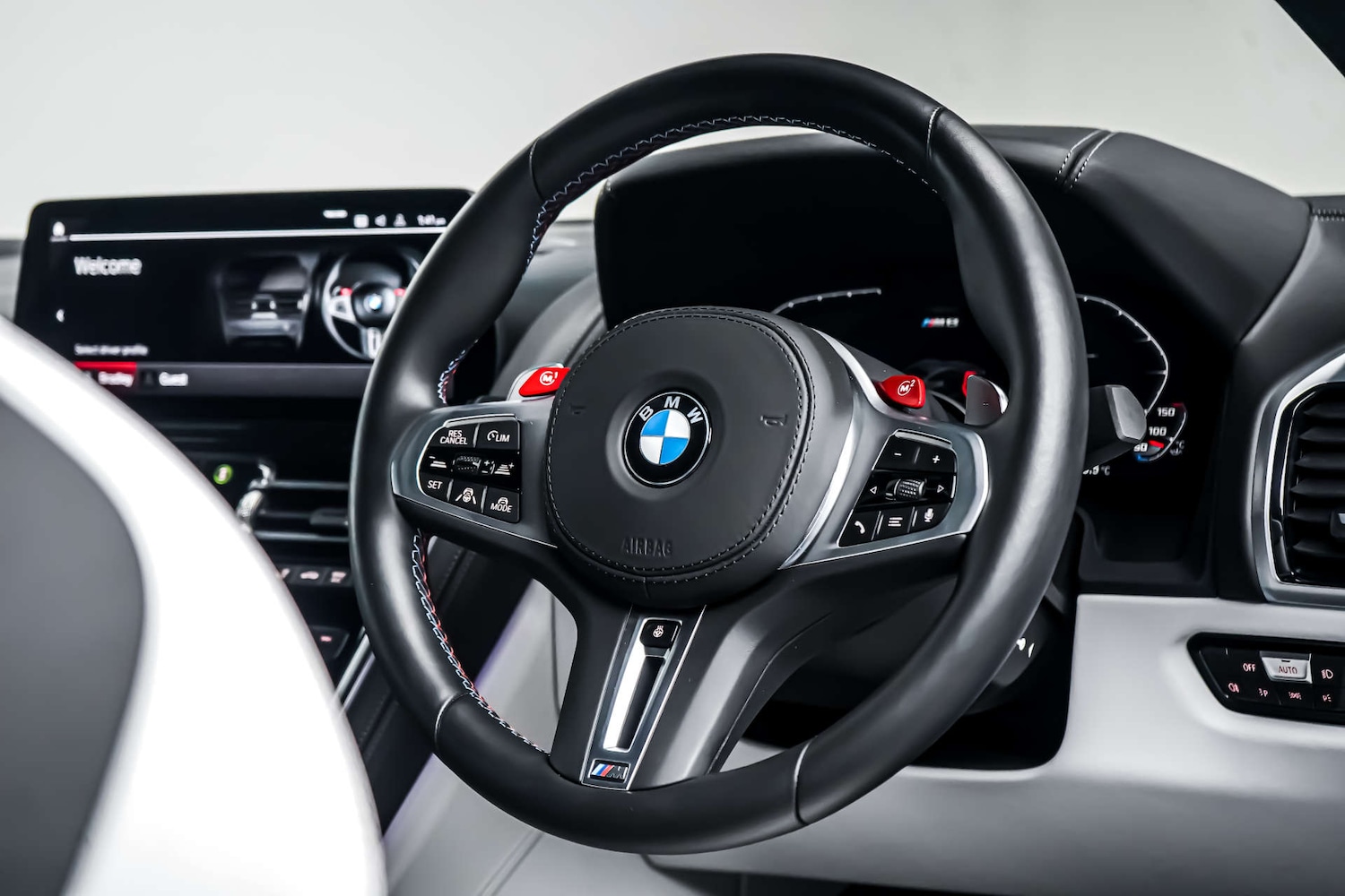 Used BMW M8 2023 for sale - 77548527: Photo 23