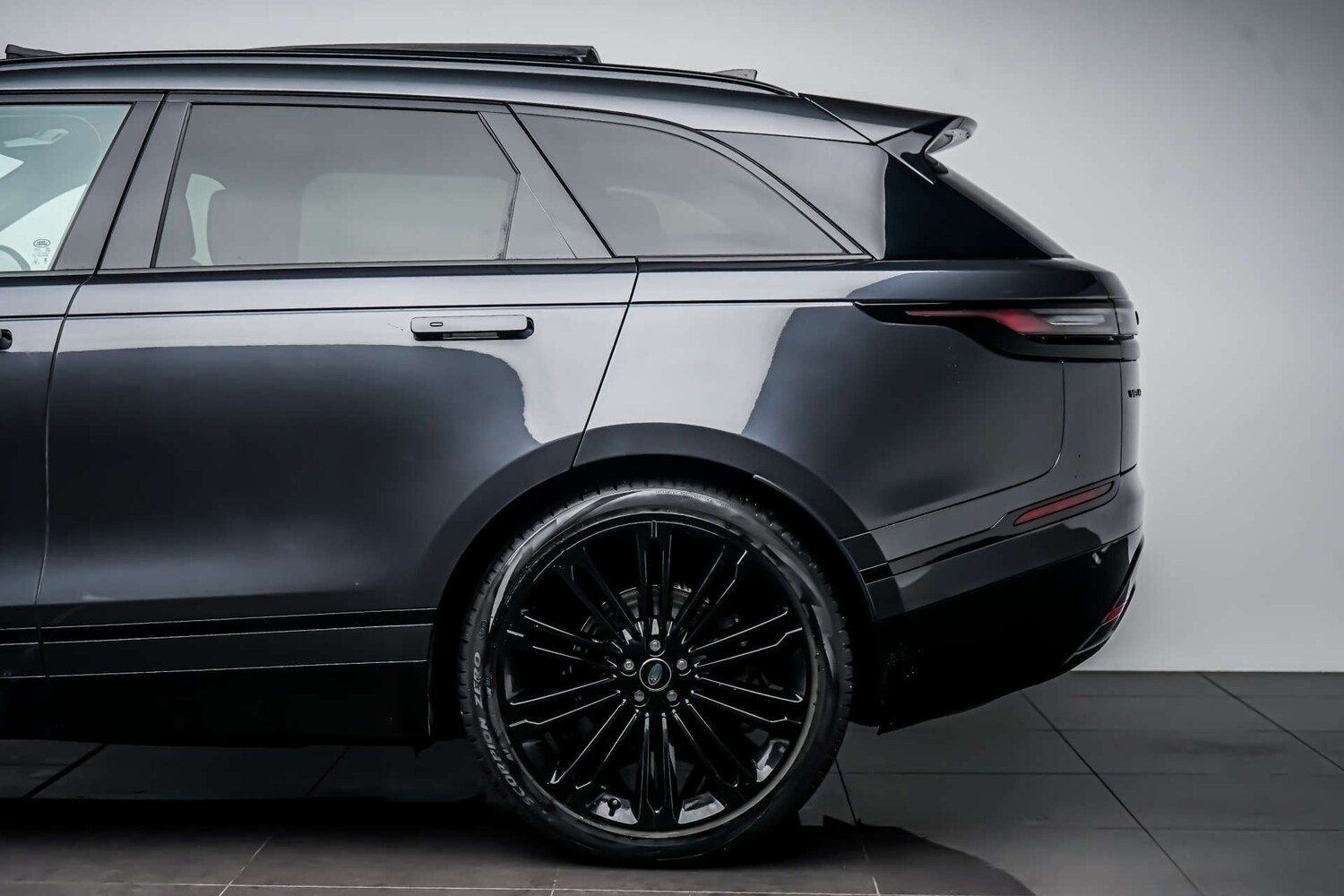 Used Land Rover Range Rover Velar 2023 for sale - 77426929: Photo 14