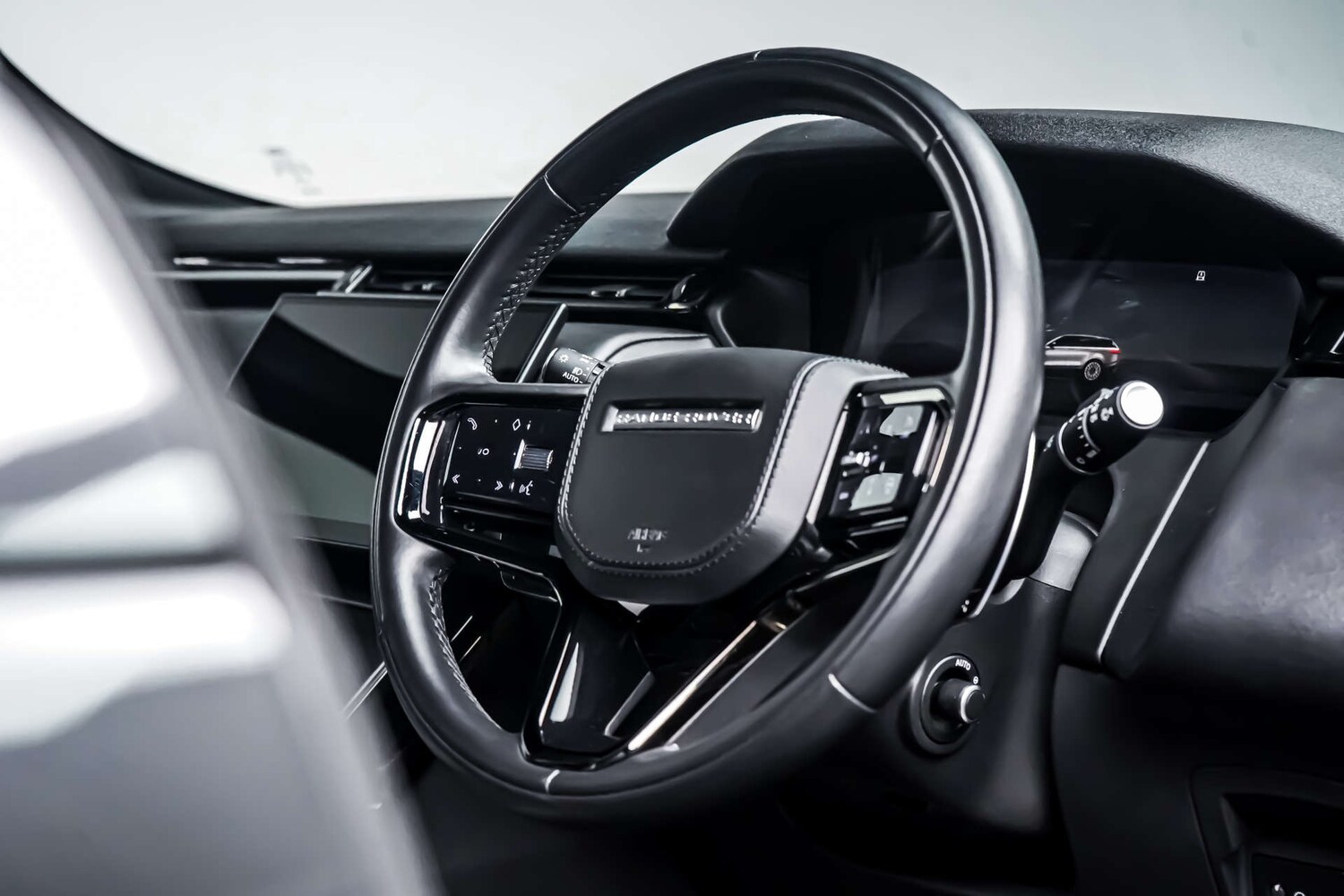 Used Land Rover Range Rover Velar 2023 for sale - 77426929: Photo 19