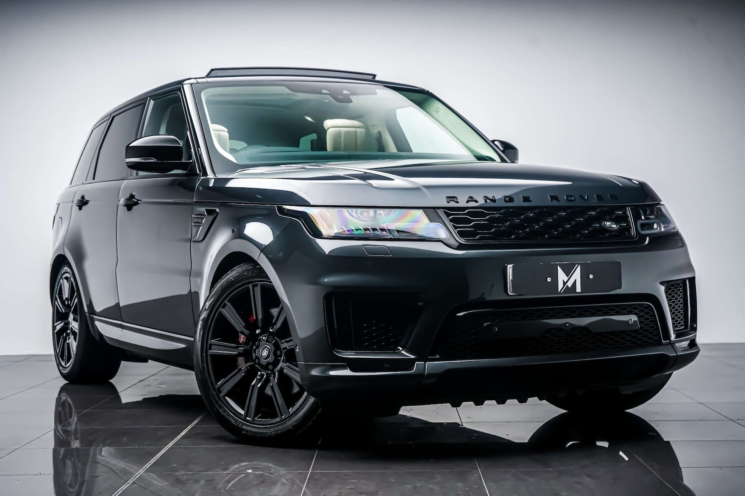 Used Land Rover Range Rover Sport 2019 for sale - 76831092: Photo 1