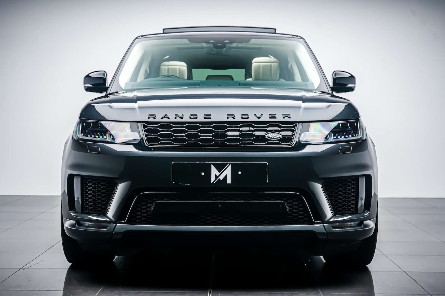 Used Land Rover Range Rover Sport 2019 for sale - 76831092: Photo 2