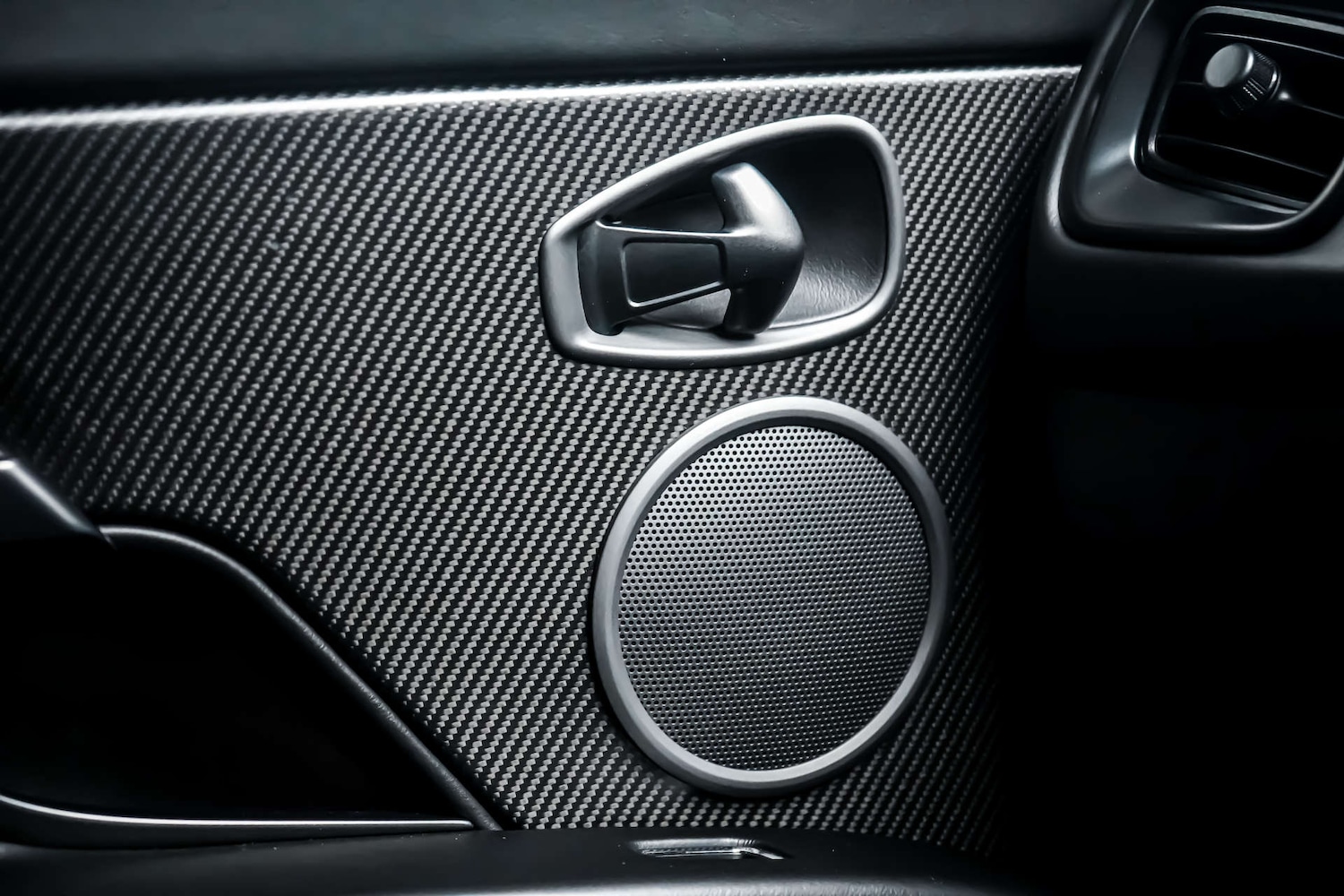 Used Aston Martin DB11 2018 for sale - 77426950: Photo 10